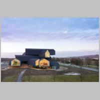 Herzog & de Meuron, VitraHaus (2007-2009), Weil am Rhein, Germany, photo architecture-history.org.jpeg